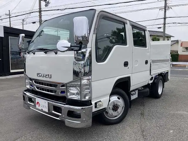 いすゞ エルフ TRG-NJS85A(4WD)の写真1