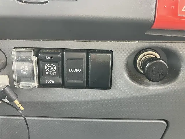 いすゞ エルフ TPG-NPR85AN(2WD)の写真36
