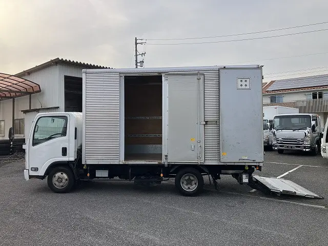 いすゞ エルフ TPG-NPR85AN(2WD)の写真4