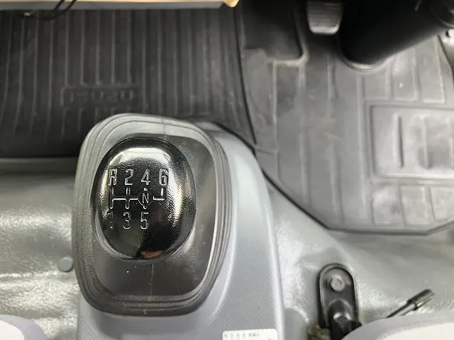 いすゞ エルフ TPG-NPR85AN(2WD)の写真44