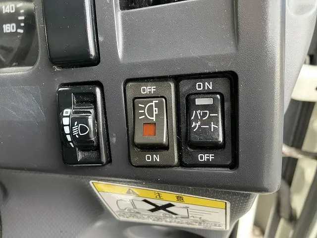 いすゞ エルフ TPG-NPR85AN(2WD)の写真45