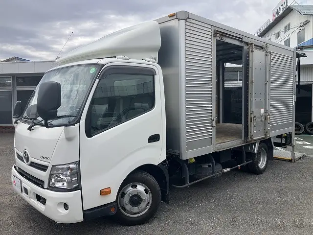 トヨタ ダイナ TDG-XZU712(2WD)の写真6