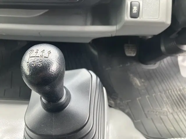 トヨタ ダイナ TDG-XZU712(2WD)の写真37