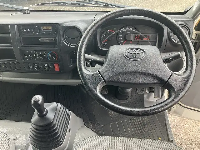 トヨタ ダイナ TDG-XZU712(2WD)の写真39