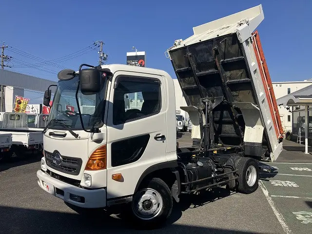日野 レンジャー TKG-FC9JCAP(2WD)の写真1