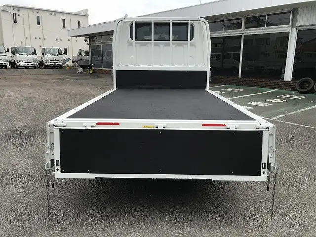 日産 アトラス TPG-FGA2W(4WD)の写真12