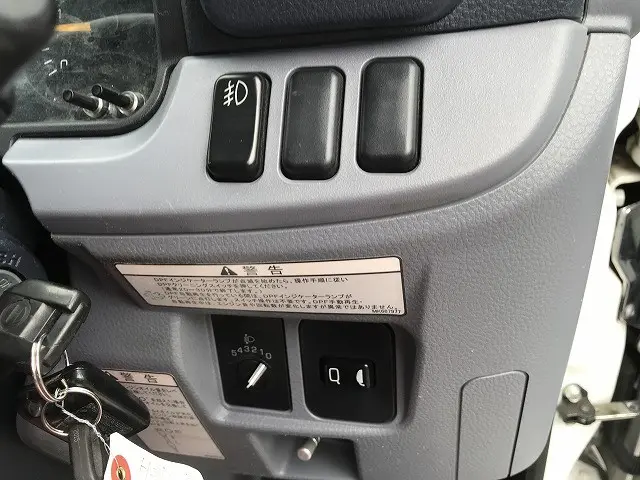 日産 アトラス TPG-FGA2W(4WD)の写真44