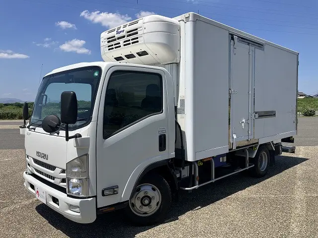いすゞ エルフ TPG-NPR85AN(2WD)の写真1