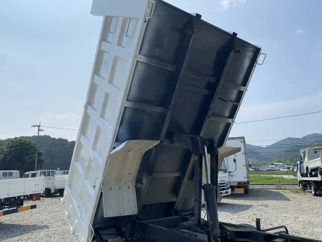 いすゞ フォワード 2RG-FRR90S1(2WD)の写真20