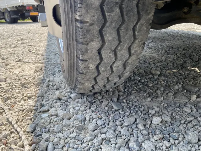 いすゞ フォワード 2RG-FRR90S1(2WD)の写真21