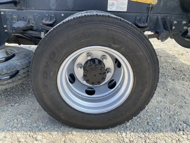 いすゞ フォワード 2RG-FRR90S1(2WD)の写真27