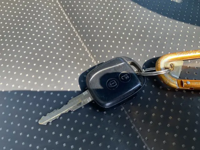 いすゞ フォワード 2RG-FRR90S1(2WD)の写真46