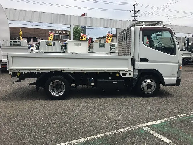 三菱 キャンター TPG-FBA20(2WD)の写真8