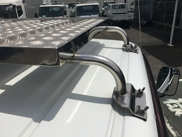 三菱 キャンター TPG-FBA20(2WD)の写真19