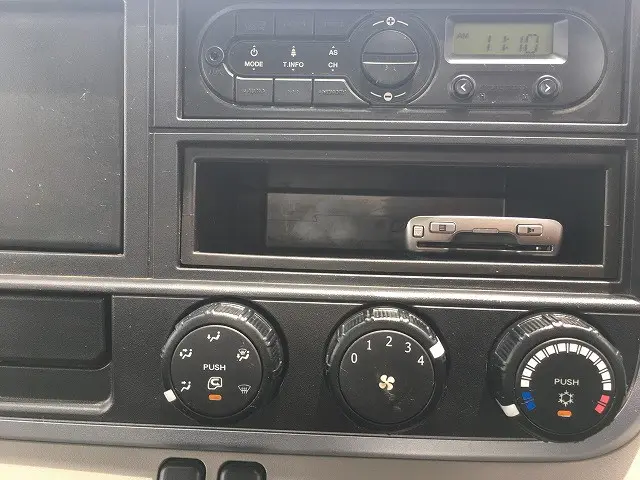 三菱 キャンター TPG-FBA20(2WD)の写真34