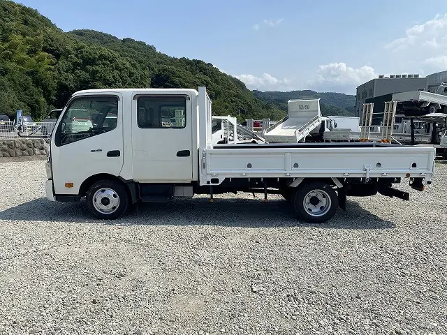 日野 デュトロ SKG-XZU710M(2WD)の写真4