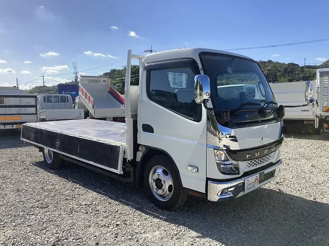 三菱 キャンター 2PG-FEAV0(2WD)の写真10