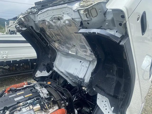 いすゞ エルフ 2RG-NJR88A(2WD)の写真24