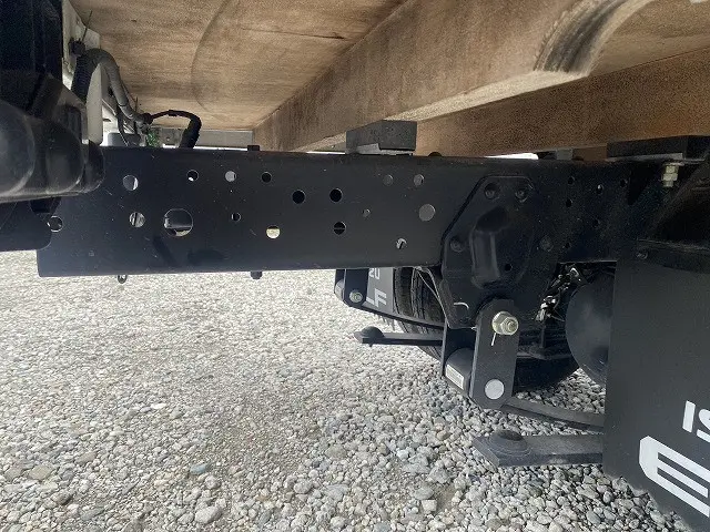 いすゞ エルフ 2RG-NJR88A(2WD)の写真41