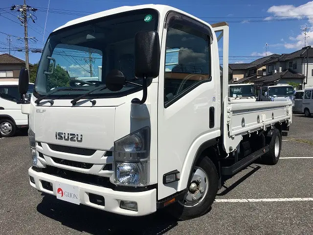 いすゞ エルフ TRG-NMR85AR(2WD)の写真1