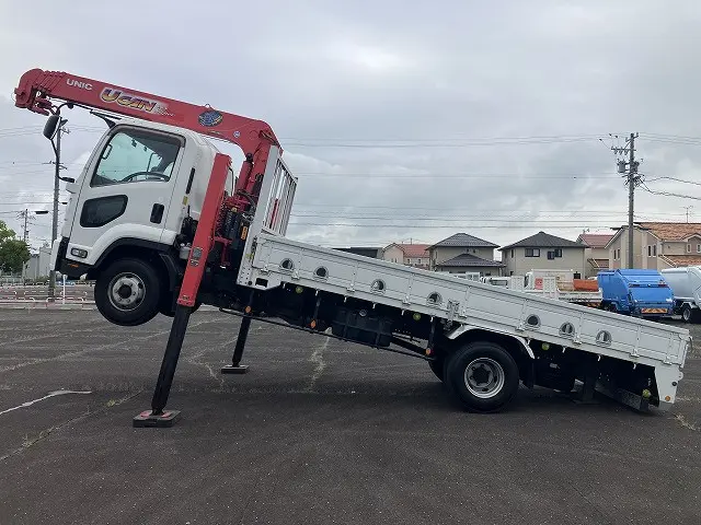 いすゞ フォワード TKG-FRR90S2(2WD)の写真4