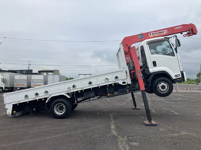 いすゞ フォワード TKG-FRR90S2(2WD)の写真5