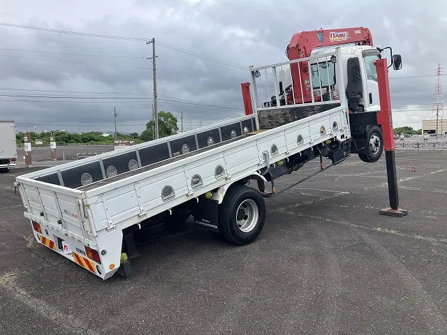 いすゞ フォワード TKG-FRR90S2(2WD)の写真8