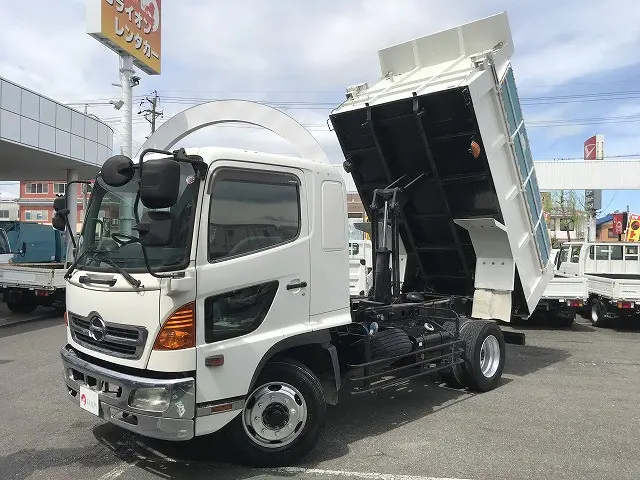 日野 レンジャー BDG-FE7JEWA(2WD)の写真1