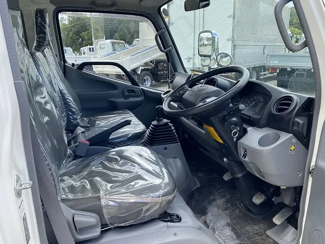 日野 デュトロ 2RG-XZU605M(2WD)の写真29