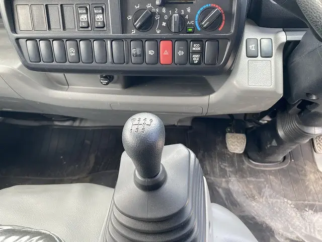 日野 デュトロ 2RG-XZU605M(2WD)の写真35