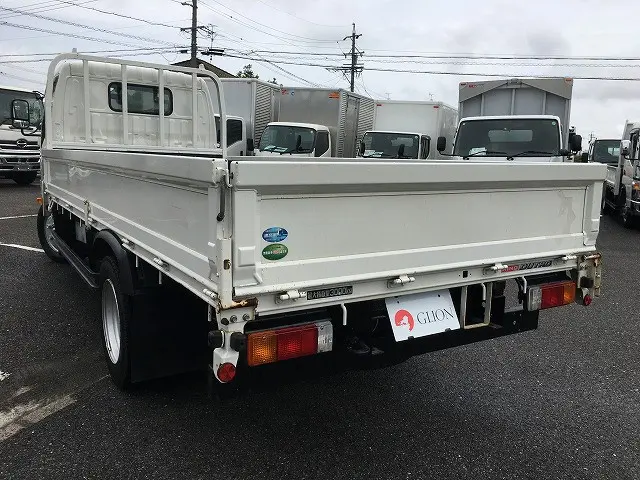日野 デュトロ 2RG-XZU655M(2WD)の写真4