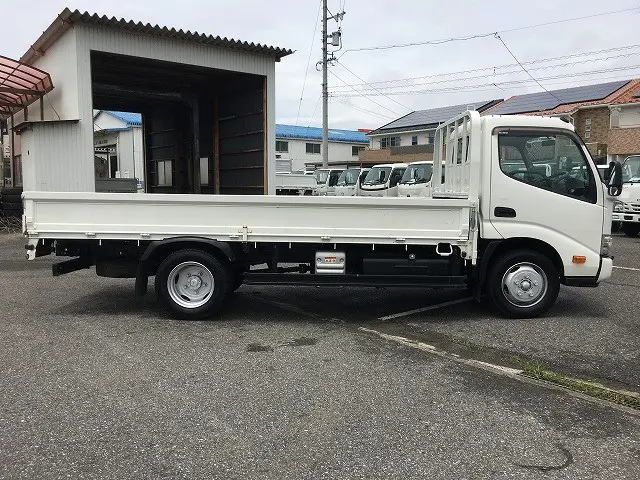 日野 デュトロ 2RG-XZU655M(2WD)の写真8
