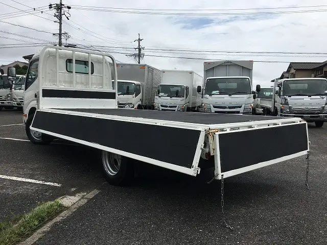 日野 デュトロ 2RG-XZU655M(2WD)の写真11