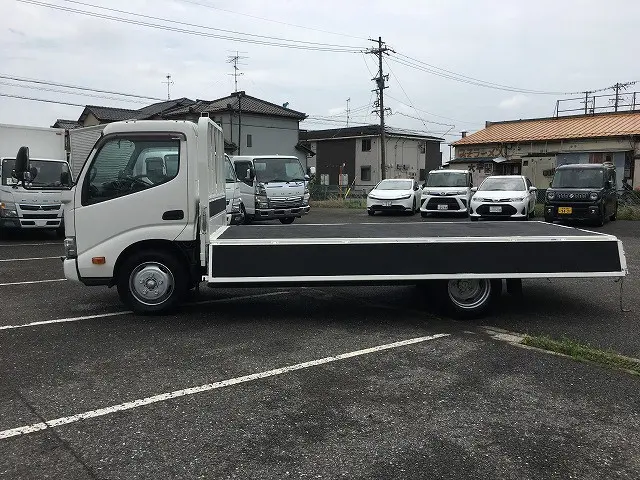 日野 デュトロ 2RG-XZU655M(2WD)の写真14