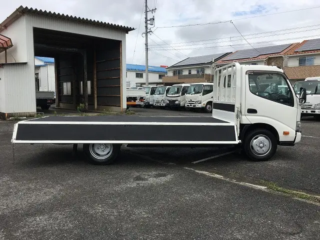 日野 デュトロ 2RG-XZU655M(2WD)の写真15