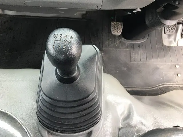 日野 デュトロ 2RG-XZU655M(2WD)の写真44