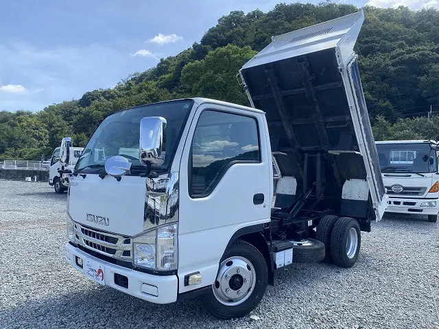 いすゞ エルフ TPG-NKR85AD(2WD)の写真1