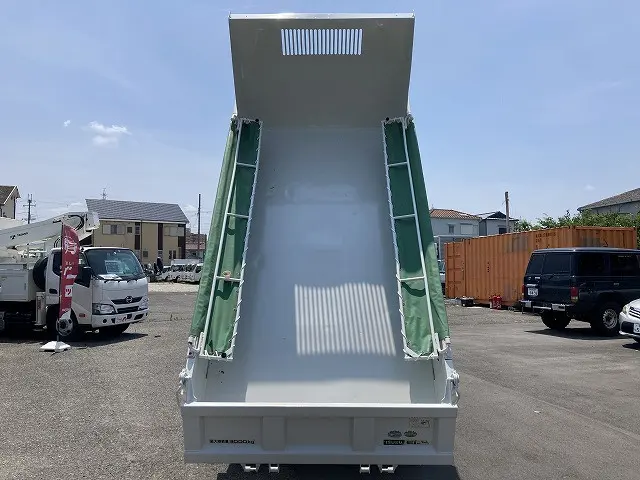 いすゞ エルフ TPG-NKR85AD(2WD)の写真7