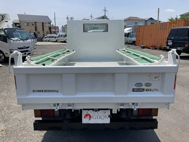 いすゞ エルフ TPG-NKR85AD(2WD)の写真14