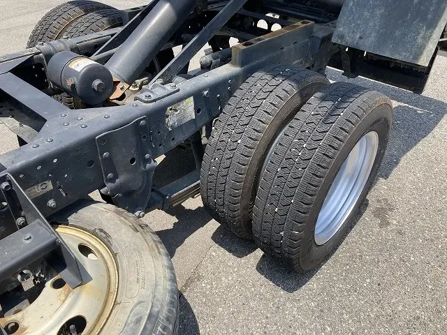 いすゞ エルフ TPG-NKR85AD(2WD)の写真30