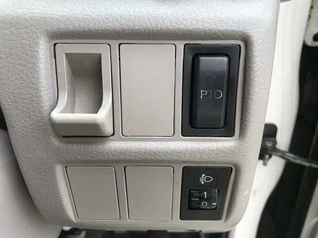 日野 デュトロ PB-XZU301X(2WD)の写真47