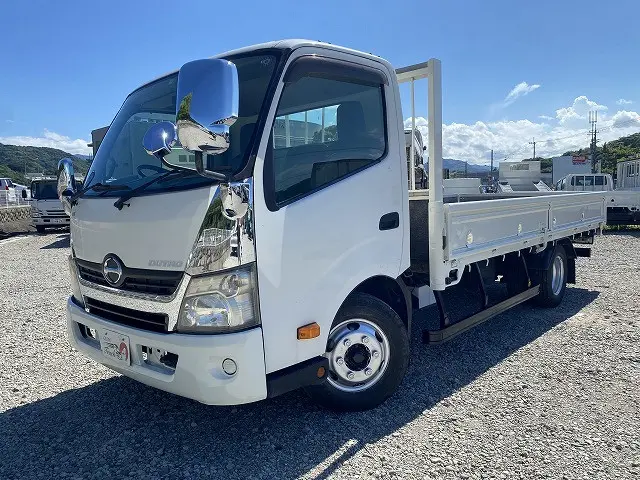 日野 デュトロ SKG-XZU710M(2WD)の写真1