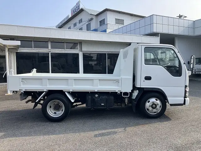 いすゞ エルフ PB-NKR81AD(2WD)の写真13