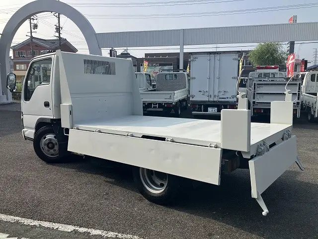 いすゞ エルフ PB-NKR81AD(2WD)の写真21