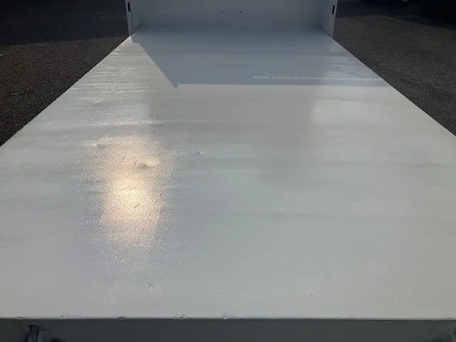 いすゞ エルフ PB-NKR81AD(2WD)の写真24