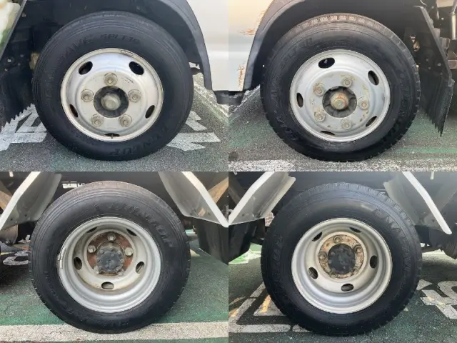 いすゞ エルフ PB-NKR81AD(2WD)の写真47