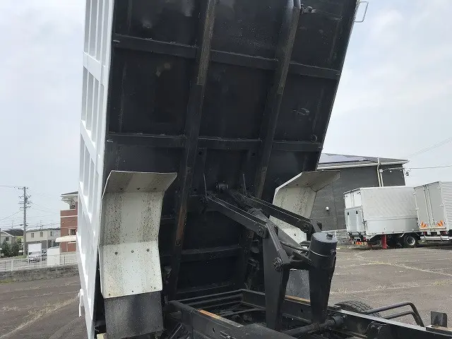 いすゞ フォワード 2RG-FRR90S1(2WD)の写真33