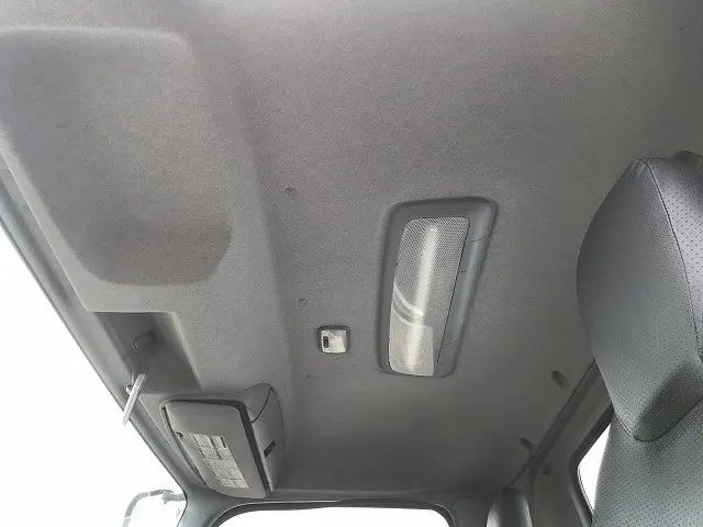 いすゞ フォワード 2RG-FRR90S1(2WD)の写真39