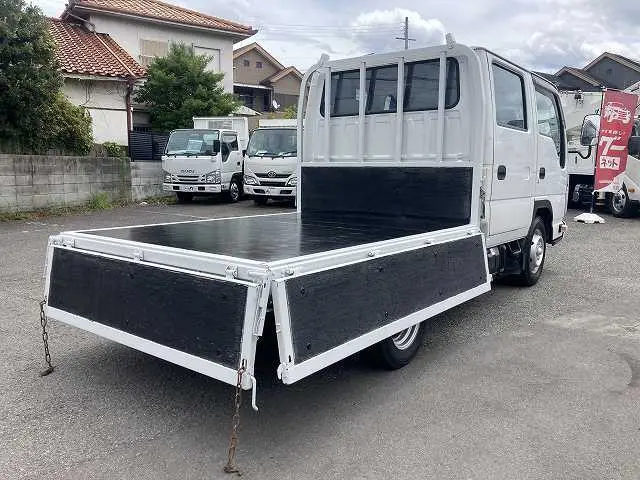 いすゞ エルフ TKG-NHR85A(2WD)の写真15