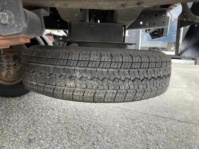 いすゞ エルフ TKG-NHR85A(2WD)の写真31